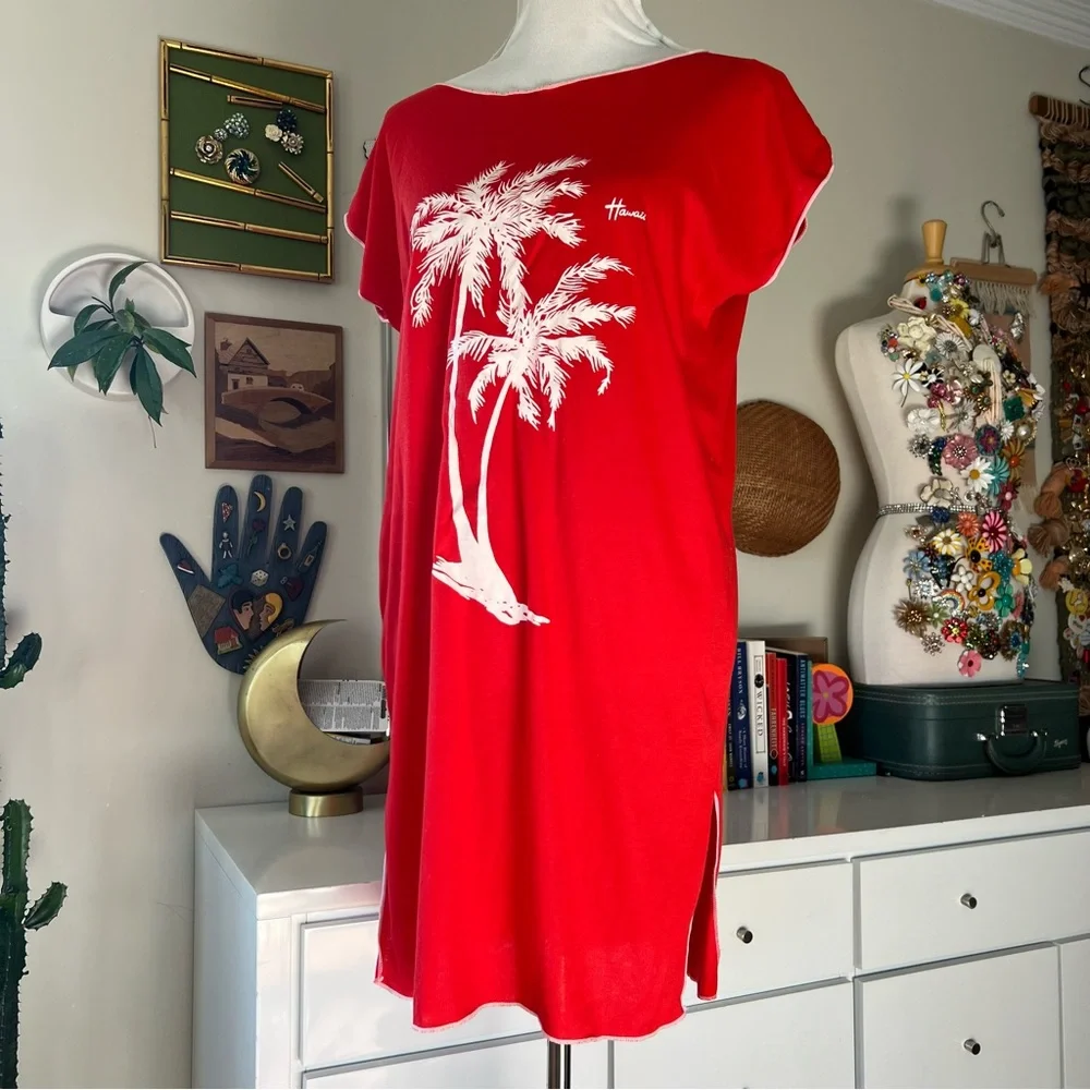 Vintage 1970s Hawaiian Flavor Palm Tree Cover Up Tunic Dress One Size Red/White